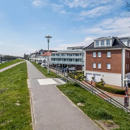 Haus Hafenresidenz 2 2 *